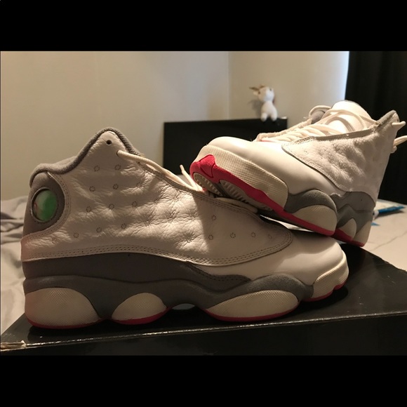 Jordan 13s Girls - Picture 1 of 2